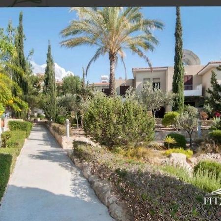 Owls Nest Townhouse Villa Paphos ภายนอก รูปภาพ